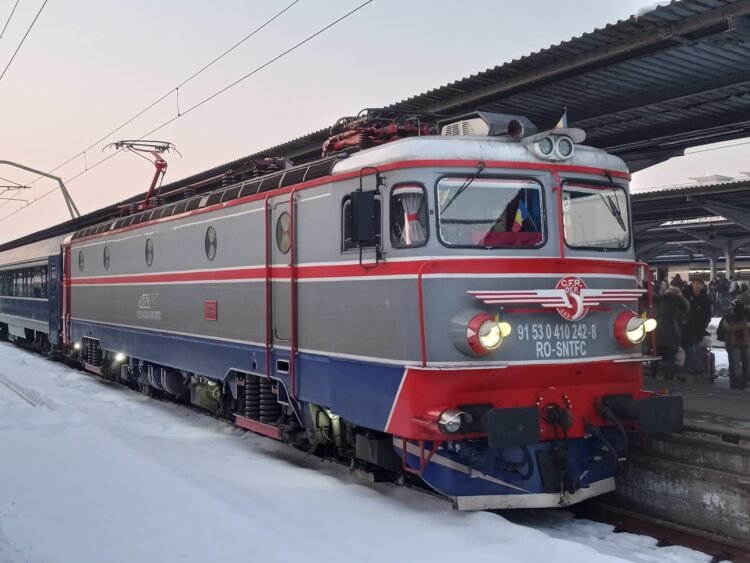 Locomotiva Tren Gara de nord