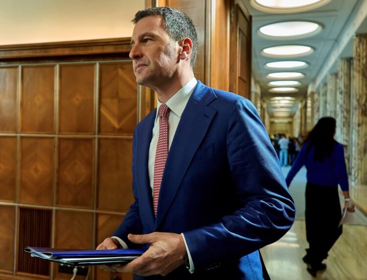 shutterstock 2582125731