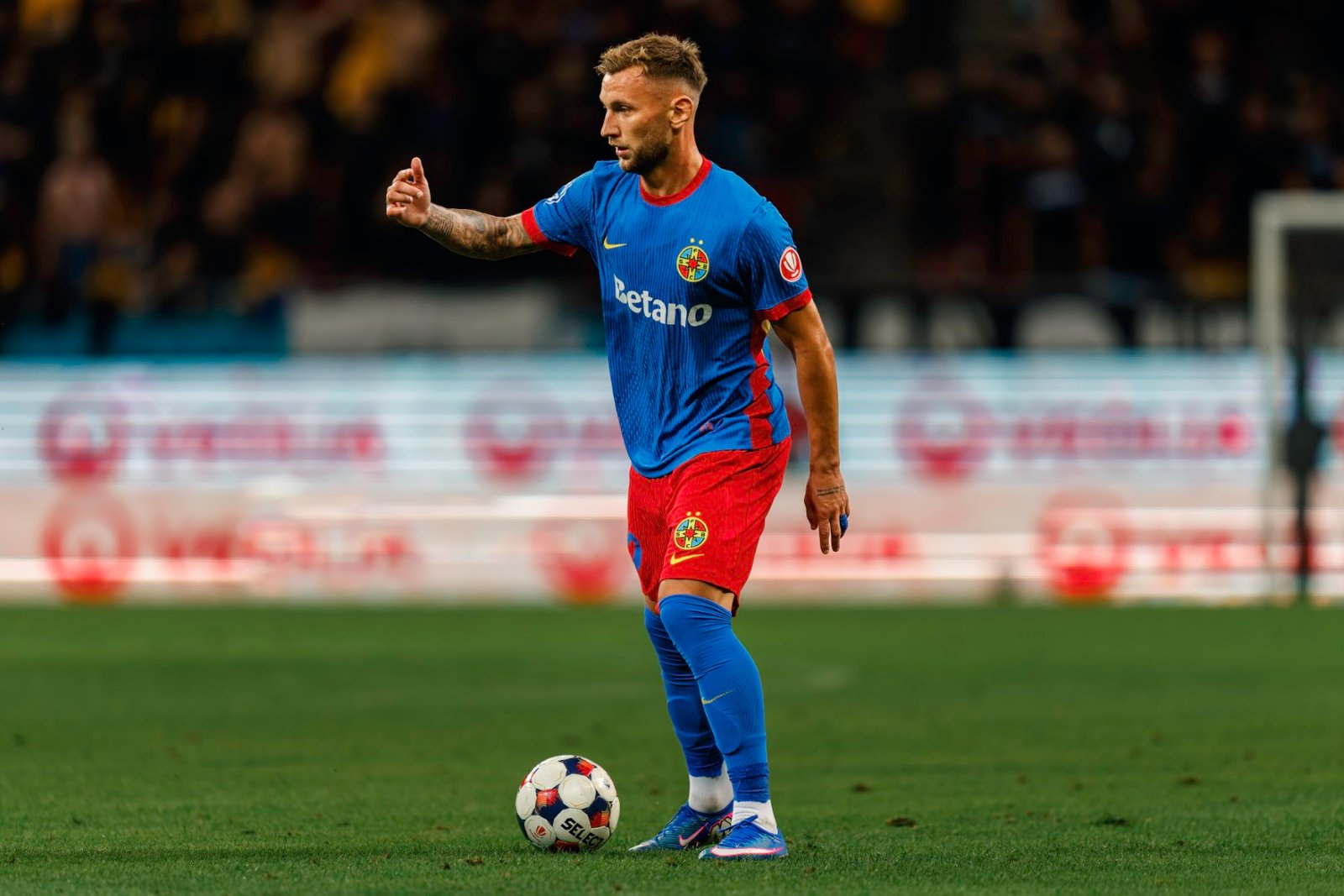 FCSB, depășită categoric de Universitatea Craiova la valoarea lotului. Diferență de 12,45 milioane de euro, potrivit Transfermarkt