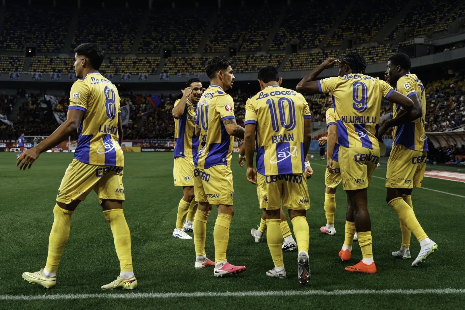 Petrolul Ploiești și Sepsi OSK se întâlnesc în etapa a 12-a din Superliga